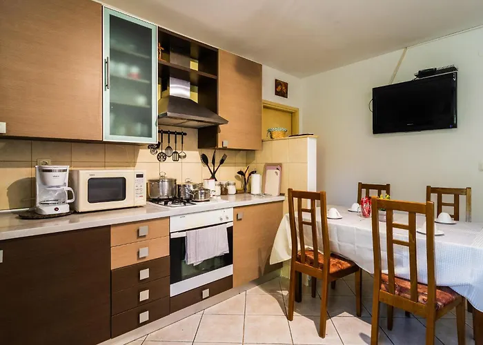 2 Bedroom Amazing In * Split